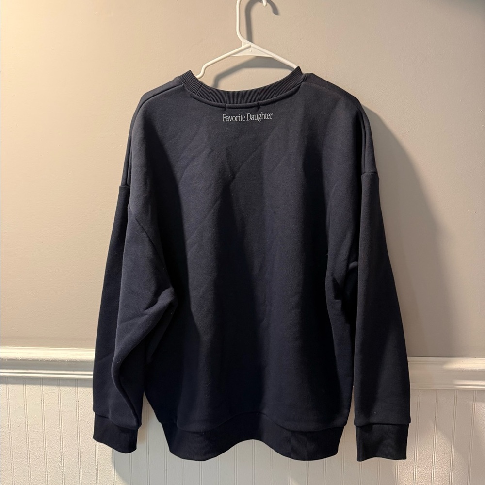 NWT Favorite Daughter SPORTS MOM SWEATSHIRT Large - Picture 7 of 7